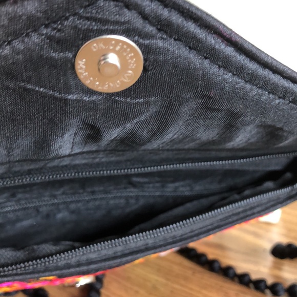 VIBRANT Crossbody/Clutch - Picture 8 of 15